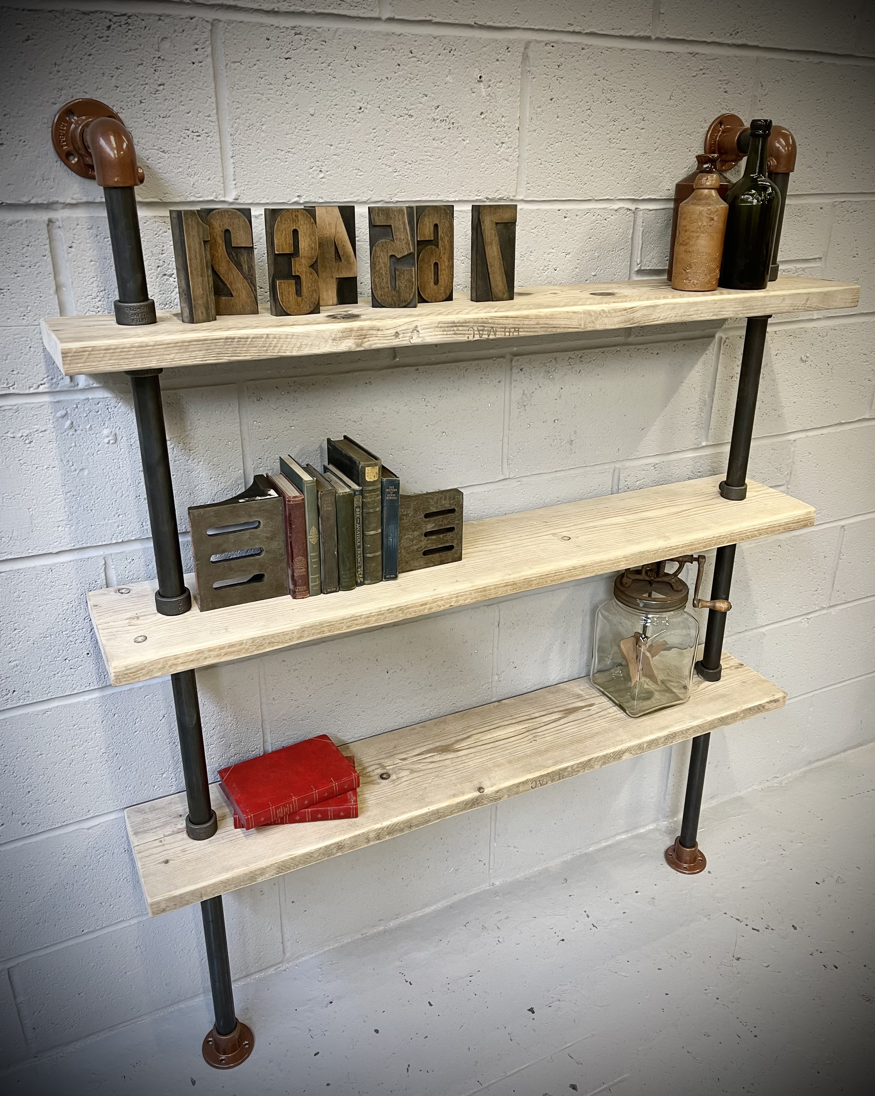 Pipe & Reclaimed Wood Scaffold Board Vintage Industrial Shelves Bookcase 3 Feet 